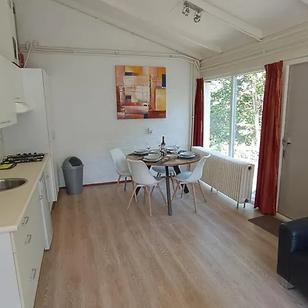 Vakantiebungalow In Het Limburgse Heuvelland Simpelveld