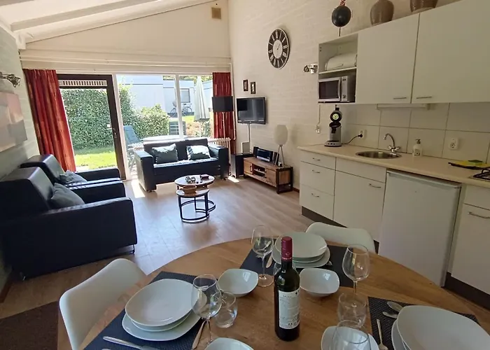 Дом отдыха Vakantiebungalow In Het Limburgse Heuvelland *